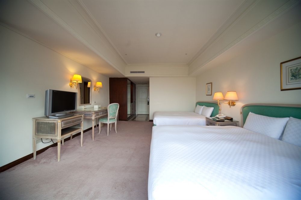 Le Midi Hotel Chitou Lugu Luaran gambar
