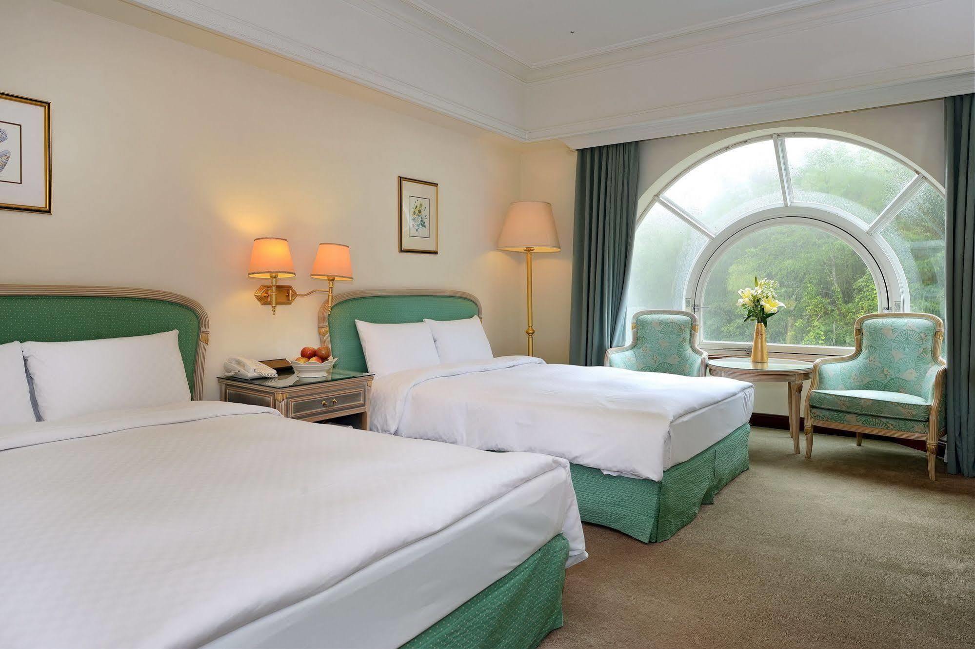 Le Midi Hotel Chitou Lugu Luaran gambar